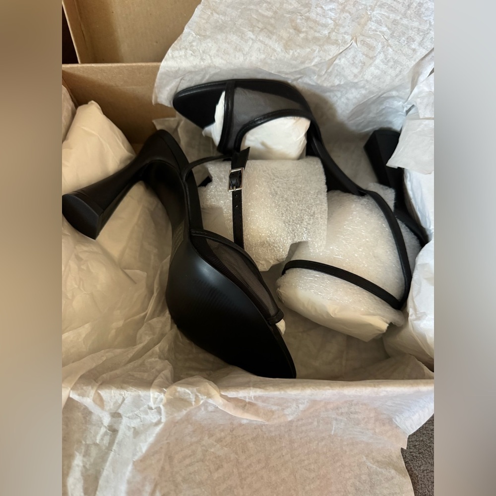 Steve Madden Black Mesh Strap Heels - Picture 8 of 9